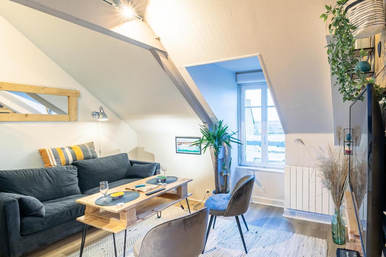 Le Petit Melorien Apartment Saint-Meloir-des-Ondes Exterior photo